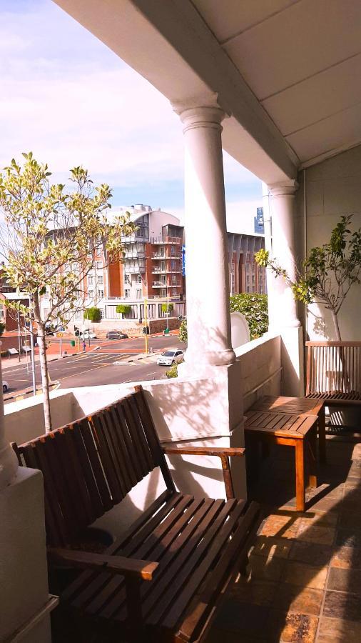 Deluxe Triple Room Balcony